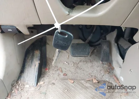 2004 Ford Escape Xlt из США, поврежденный, VIN 1FMYU931X4KA62334